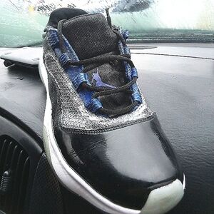 Air Jordan 11 comfort (BLUE DEVIL)(Custom/